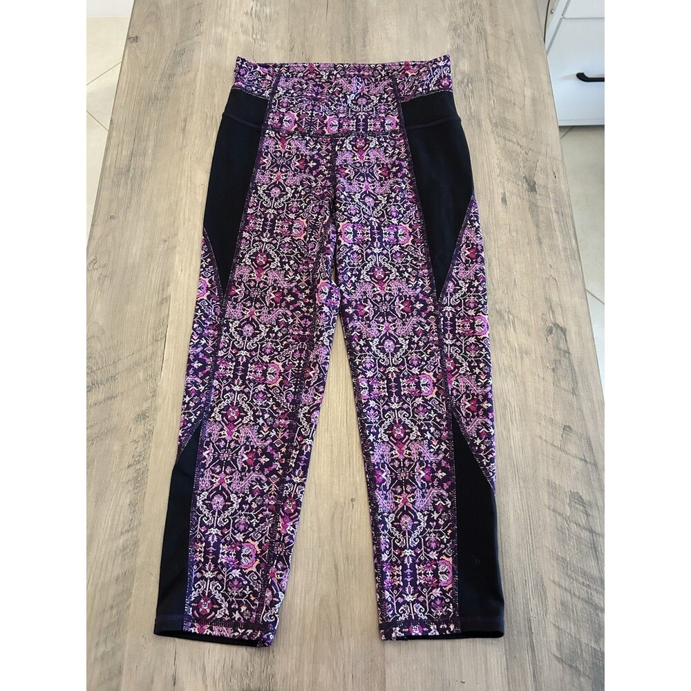 Athleta High Rise Tapestry Chaturanga Capri Leggings Sz XS Purple Drama